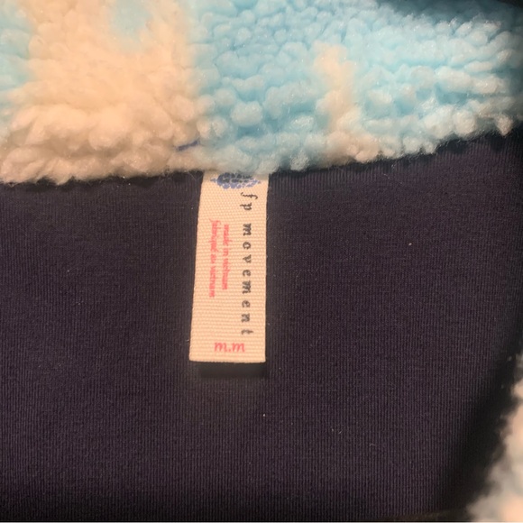 Free People FP Movement Rocky Ridge Fleece Pullover Size Medium - Picture 8 of 11